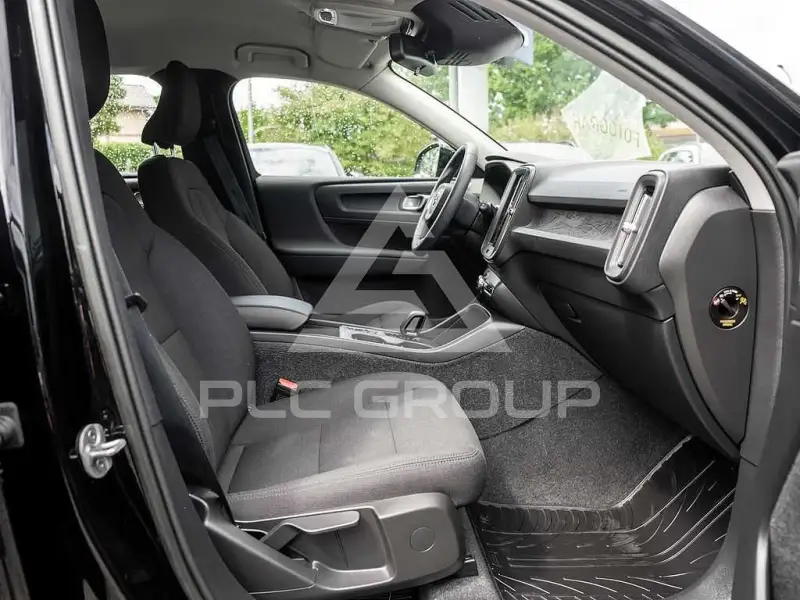 2022 Volvo XC40