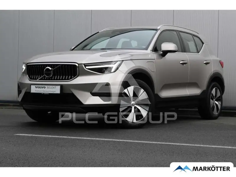2022 Volvo XC40