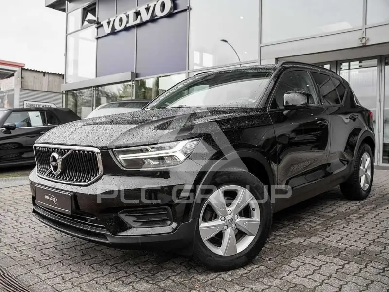 2022 Volvo XC40
