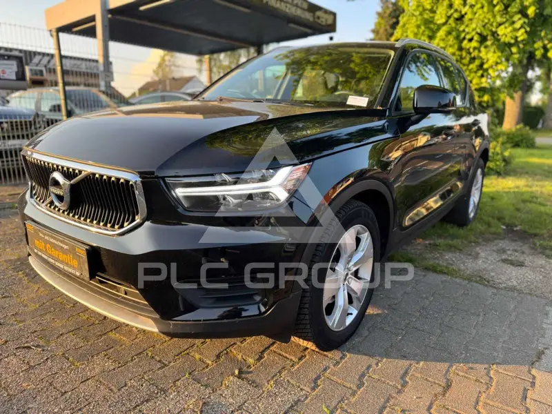 2022 Volvo XC40