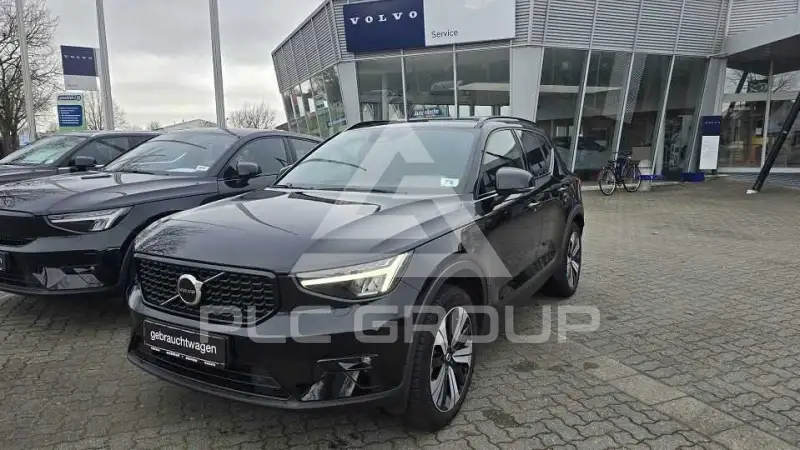 2022 Volvo XC40