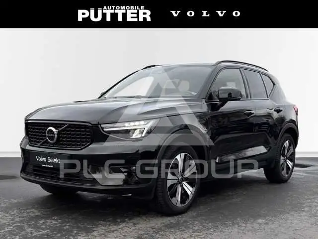 2022 Volvo XC40