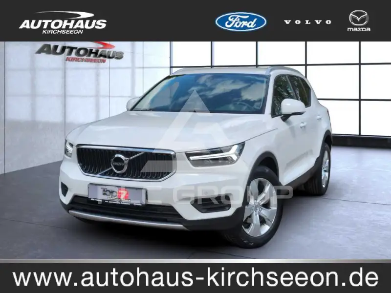 2022 Volvo XC40
