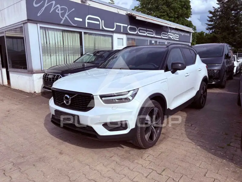 2022 Volvo XC40
