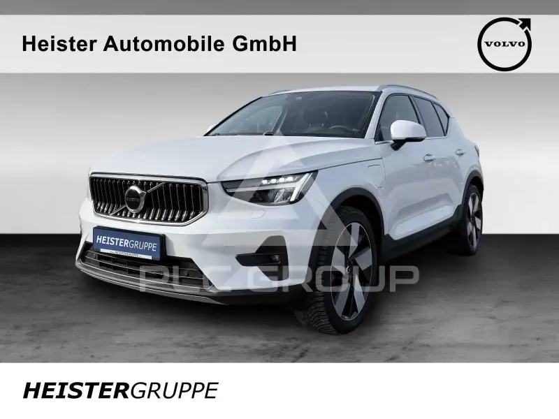 2022 Volvo XC40