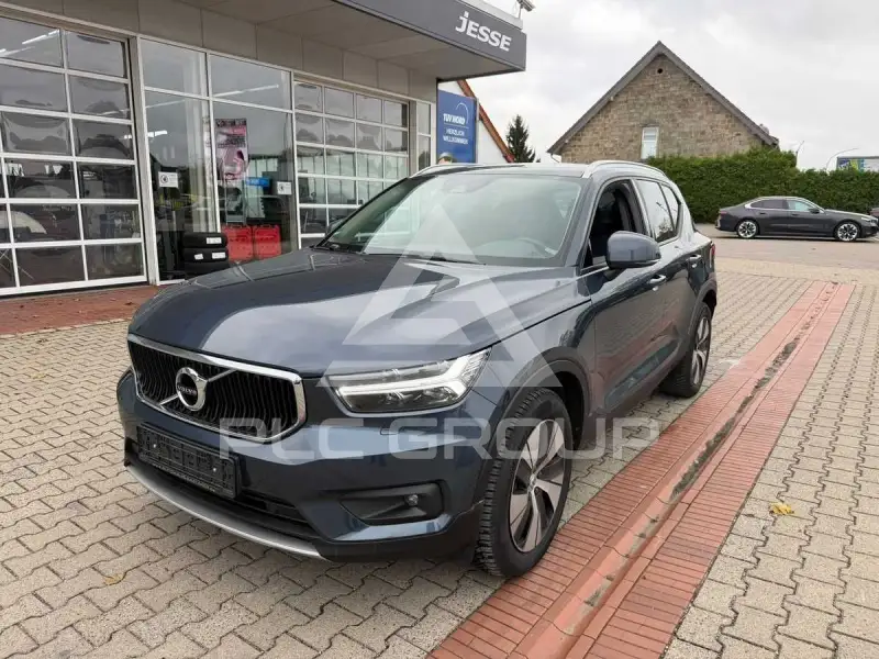 2022 Volvo XC40