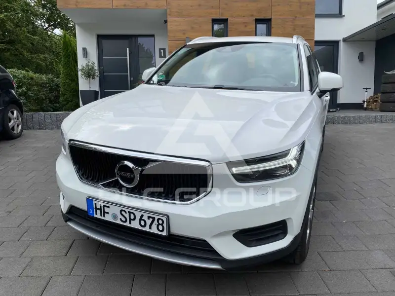 2022 Volvo XC40