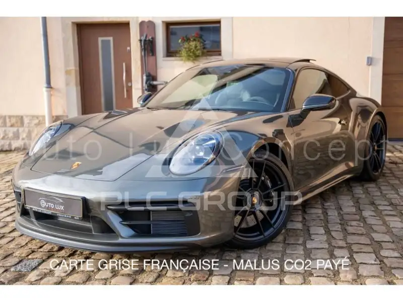 2022 Porsche 911