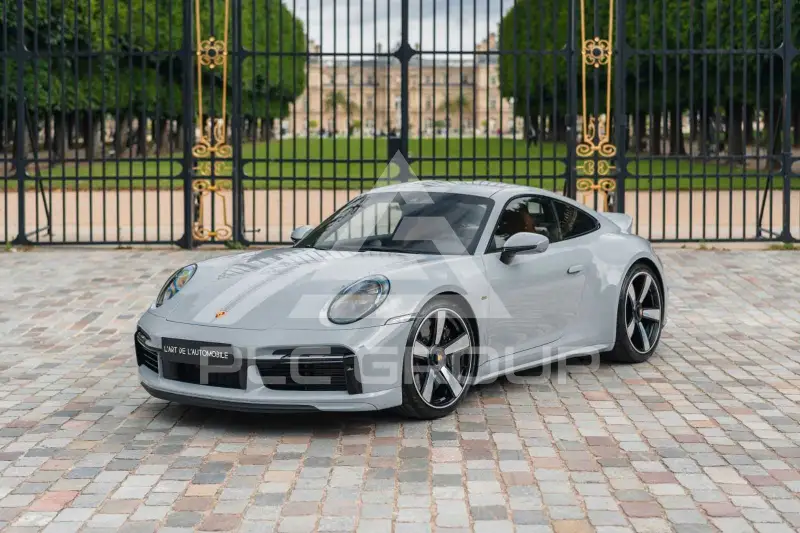 2022 Porsche 911
