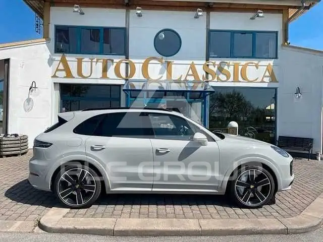 2022 Porsche Cayenne