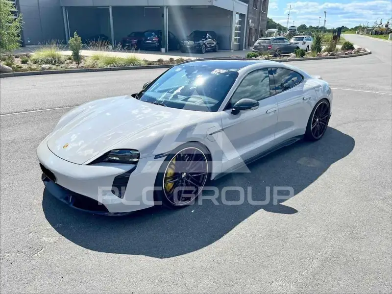 2022 Porsche Taycan