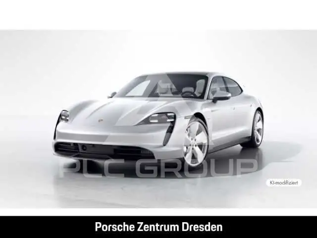 2022 Porsche Taycan