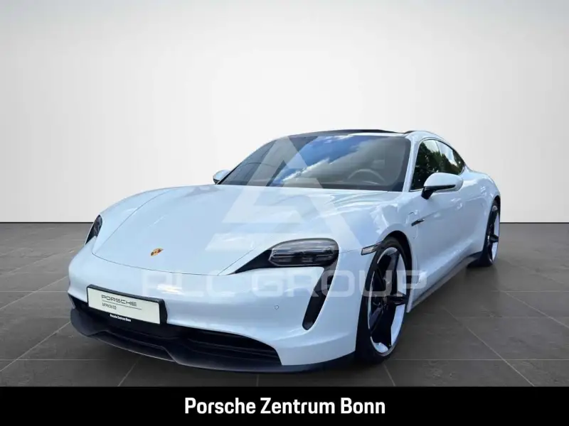 2022 Porsche Taycan