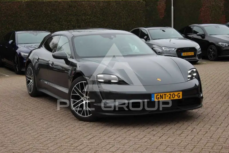 2022 Porsche Taycan