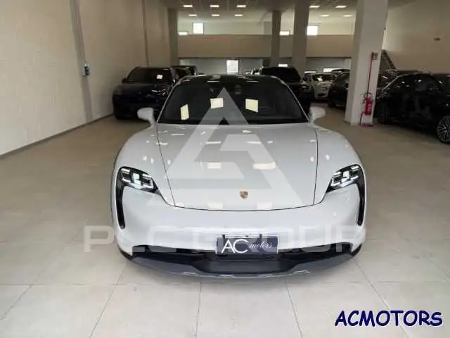 2022 Porsche Taycan