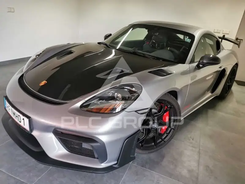 2022 Porsche Cayman