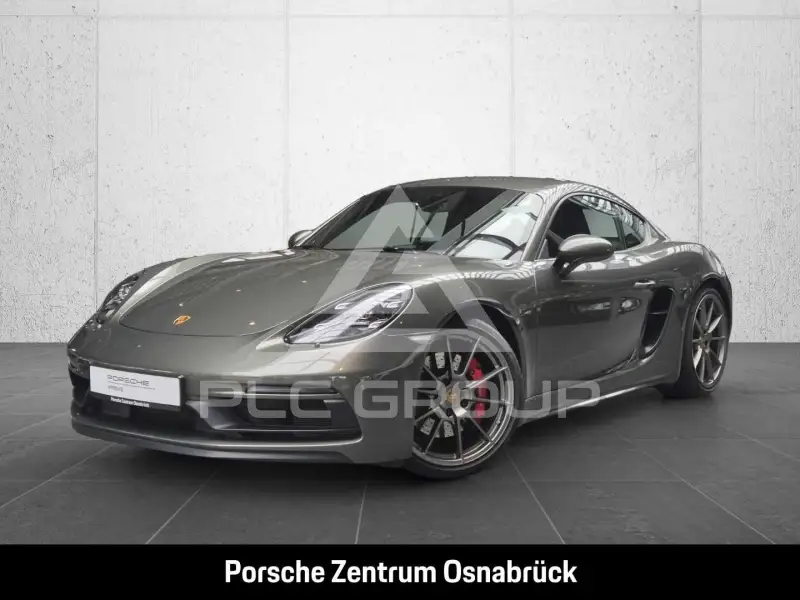2022 Porsche Cayman