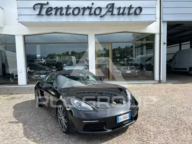 2022 Porsche Cayman