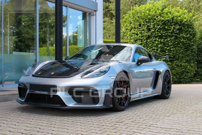 2022 Porsche Cayman