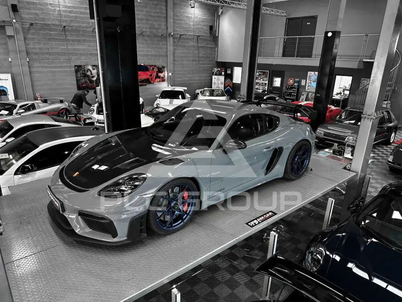 2022 Porsche Cayman