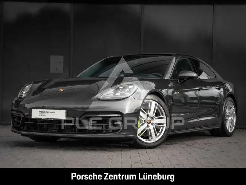 2022 Porsche Panamera