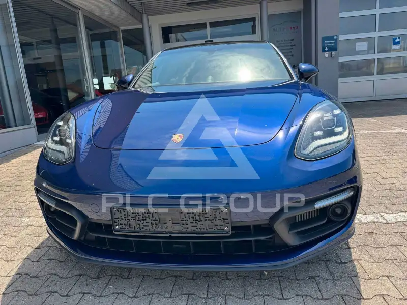 2022 Porsche Panamera