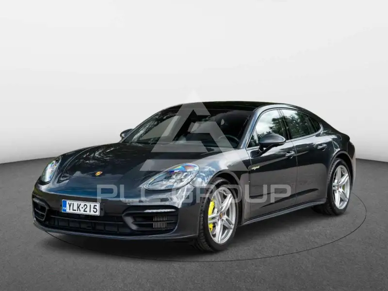 2022 Porsche Panamera