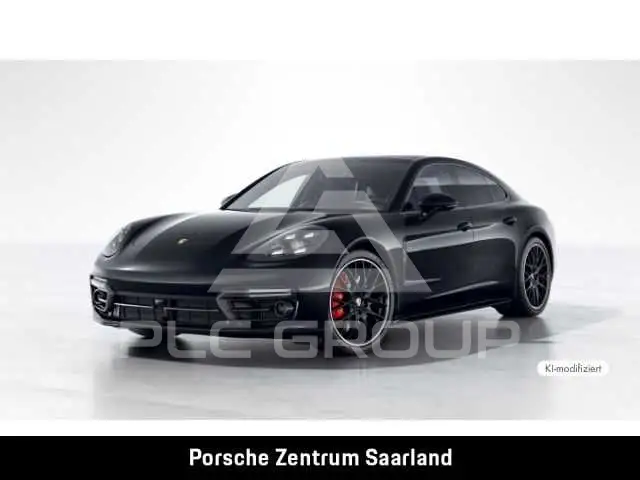 2022 Porsche Panamera