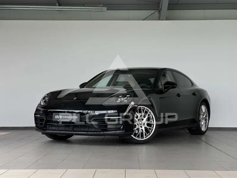 2022 Porsche Panamera