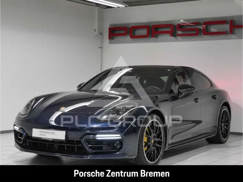 2022 Porsche Panamera