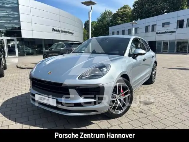 2022 Porsche MACAN