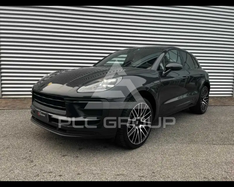 2022 Porsche MACAN