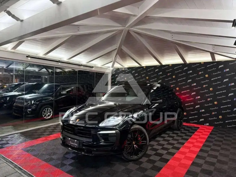 2022 Porsche MACAN