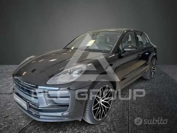 2022 Porsche MACAN