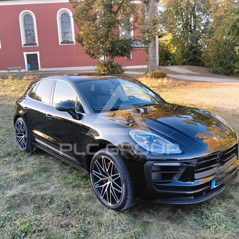 2022 Porsche MACAN