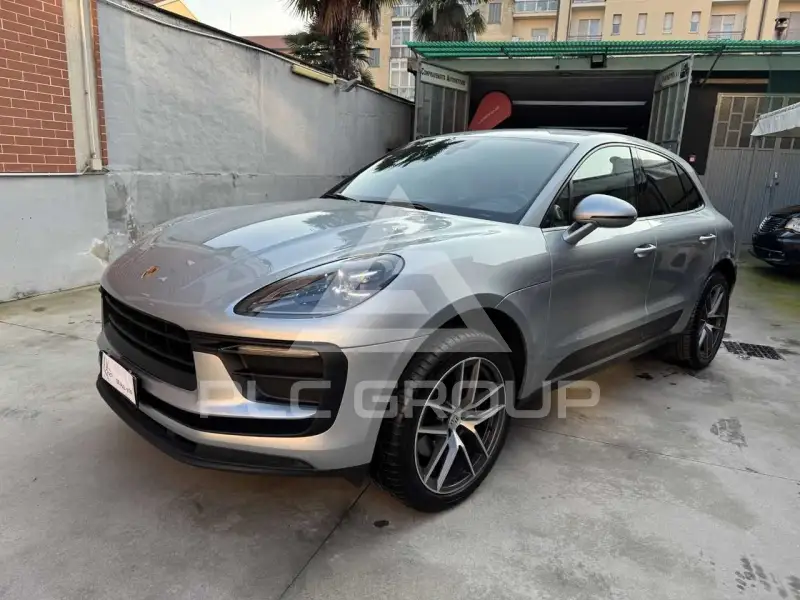 2022 Porsche MACAN