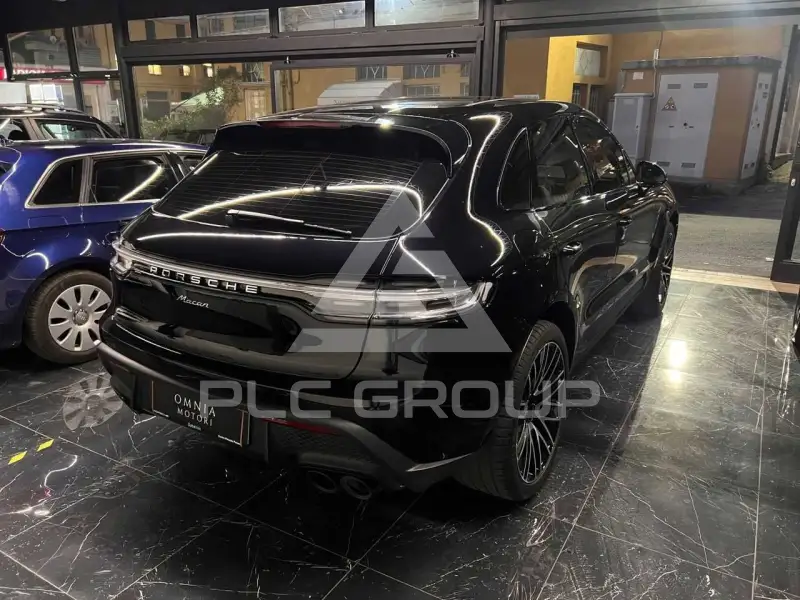 2022 Porsche MACAN