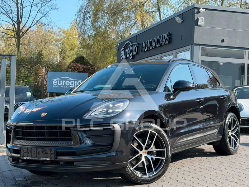 2022 Porsche MACAN