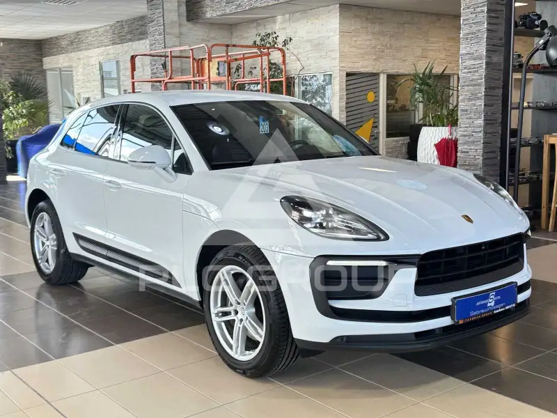 2022 Porsche MACAN