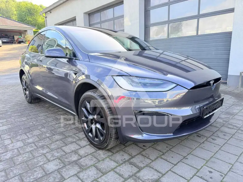 2022 Tesla Model X