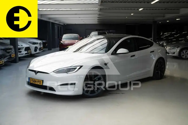 2022 Tesla Model S