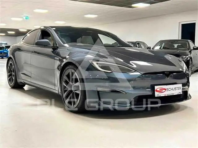 2022 Tesla Model S