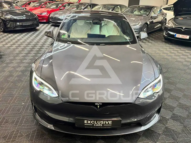 2022 Tesla Model S