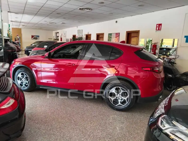 2022 Alfa Romeo Stelvio