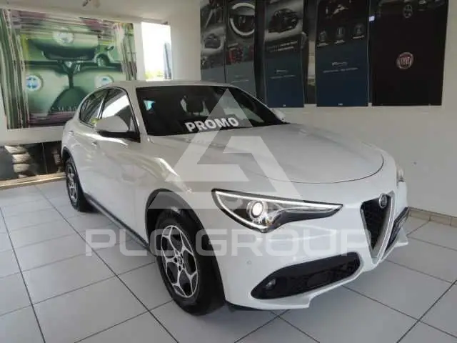 2022 Alfa Romeo Stelvio