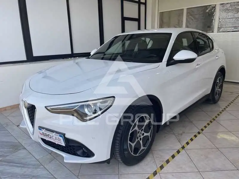 2022 Alfa Romeo Stelvio