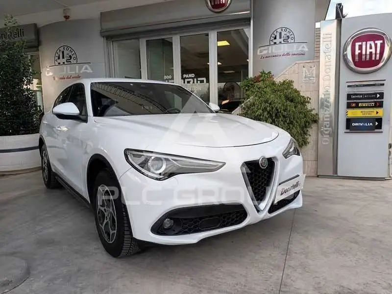 2022 Alfa Romeo Stelvio