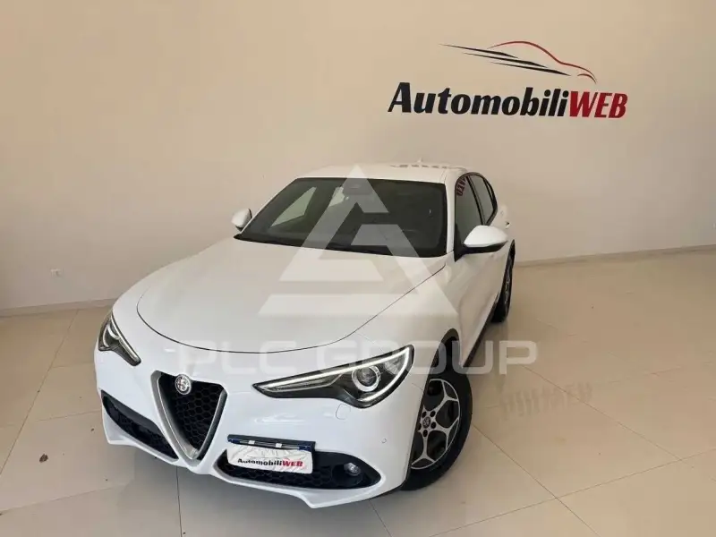 2022 Alfa Romeo Stelvio