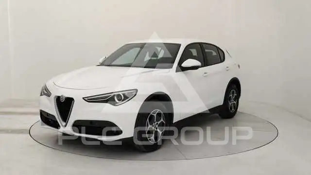 2022 Alfa Romeo Stelvio