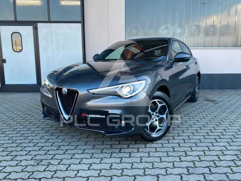 2022 Alfa Romeo Stelvio